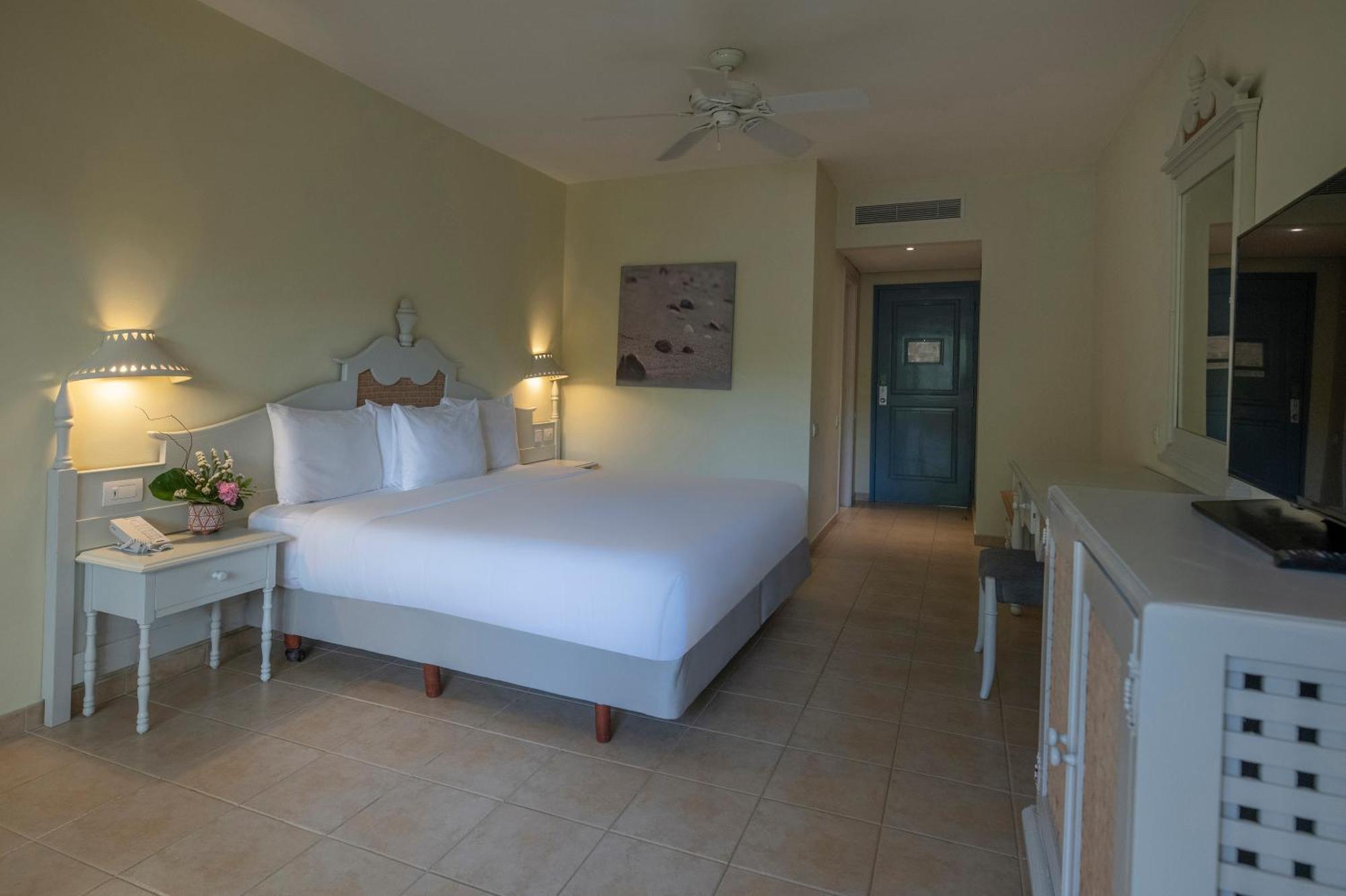 Iberostar Waves Costa Dorada Hotel Puerto Plata Exterior photo